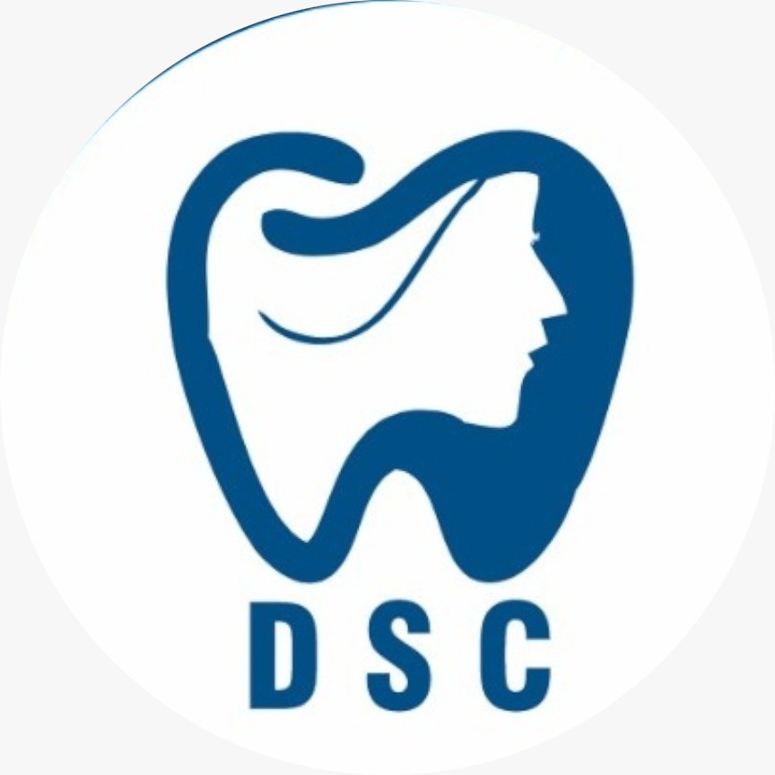 dentalandskinclinic.com